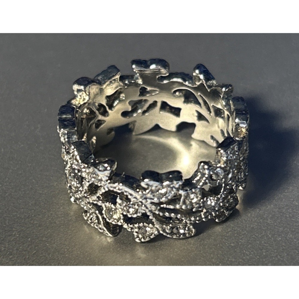 Beautiful Vintage Unmarked Silver Toned Cocktail Ring w/ clear Glass Stones Sz 9